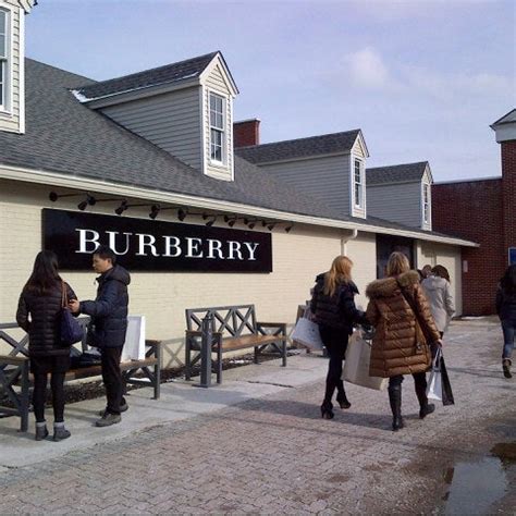 burberry outlet central valley photos